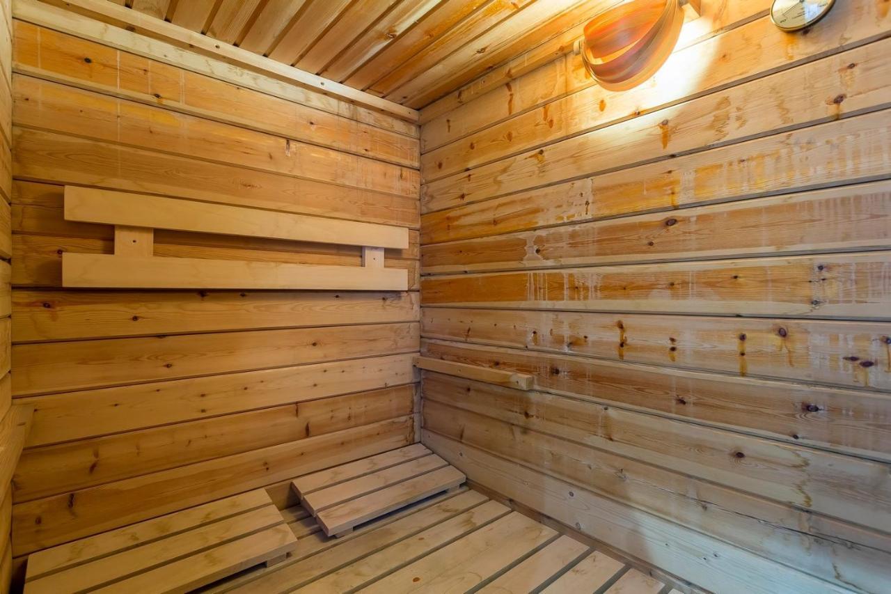 The Old Lyon Sauna 6 People Buitenkant foto