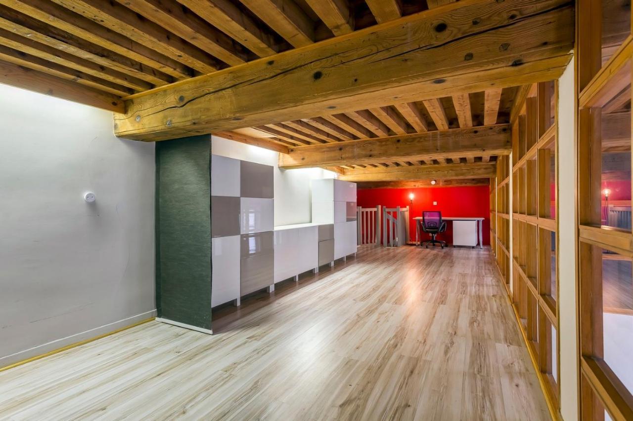 The Old Lyon Sauna 6 People Buitenkant foto